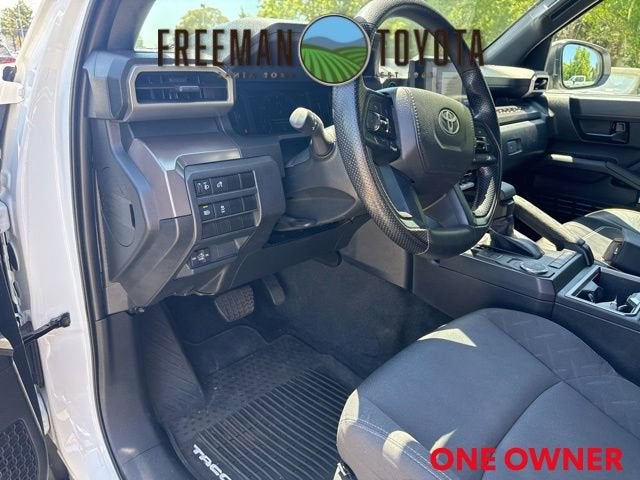 2024 Toyota Tacoma SR5 Double Cab 6' Bed AT