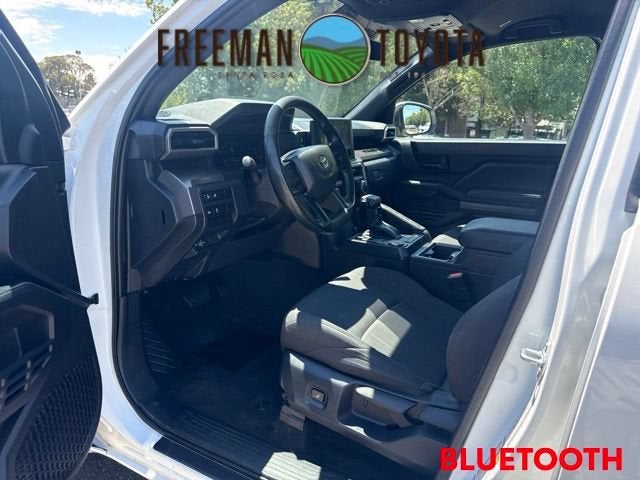 2025 Toyota Tacoma SR5 Double Cab 5' Bed AT