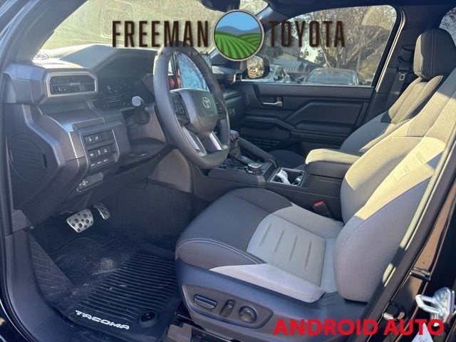 2025 Toyota Tacoma SR Double Cab 5' Bed AT