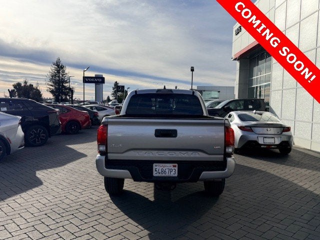 2022 Toyota Tacoma SR5 Double Cab 5' Bed V6 AT