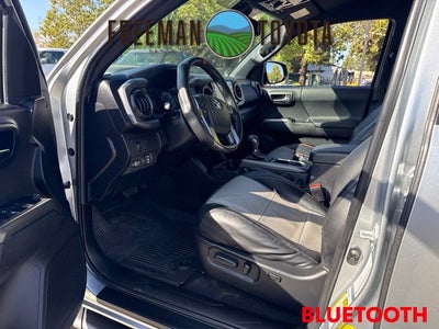 2022 Toyota Tacoma SR Double Cab 5' Bed V6 AT