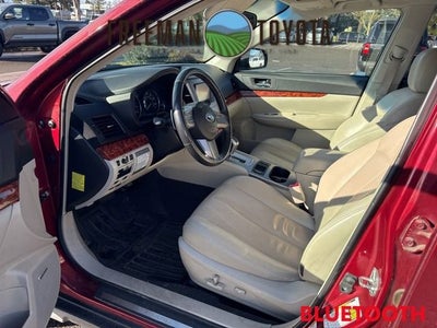 2011 Subaru Outback 4dr Wgn H4 Auto 2.5i Limited Pwr Moon