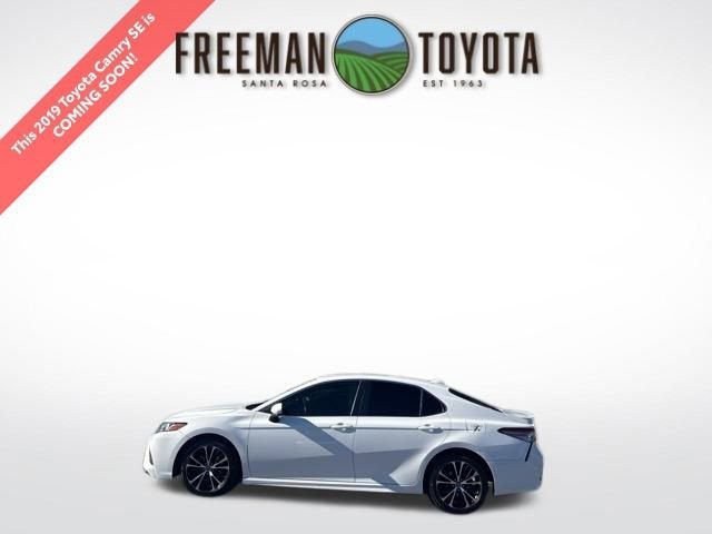 2019 Toyota Camry SE Auto