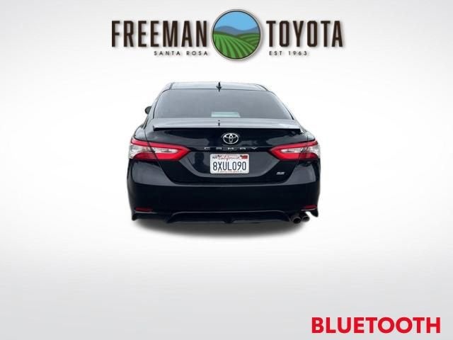 2019 Toyota Camry SE Auto