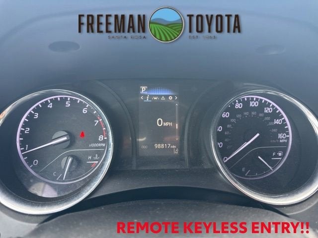 2019 Toyota Camry SE Auto