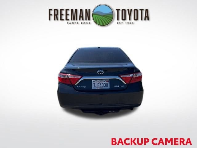 2015 Toyota Camry Hybrid 4dr Sdn LE