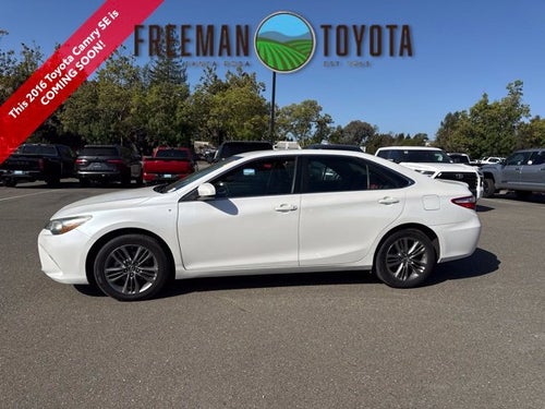 2016 Toyota Camry 4dr Sdn I4 Auto XLE