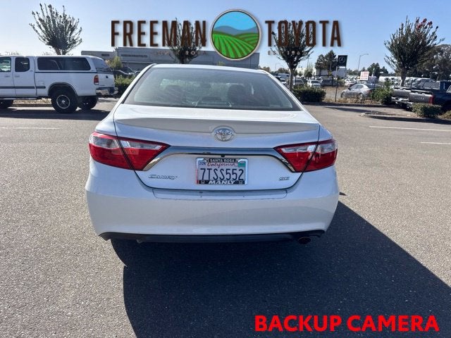 2016 Toyota Camry 4dr Sdn I4 Auto XLE