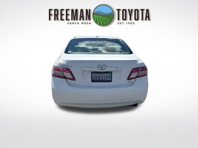 2010 Toyota Camry 4dr Sdn I4 Auto LE