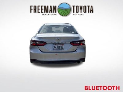 2022 Toyota Camry LE Auto