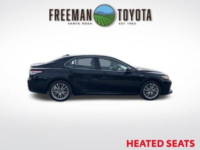 2020 Toyota Camry Hybrid XLE CVT