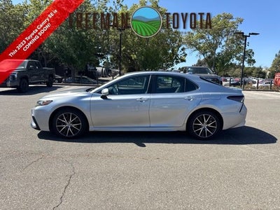2023 Toyota Camry SE Auto