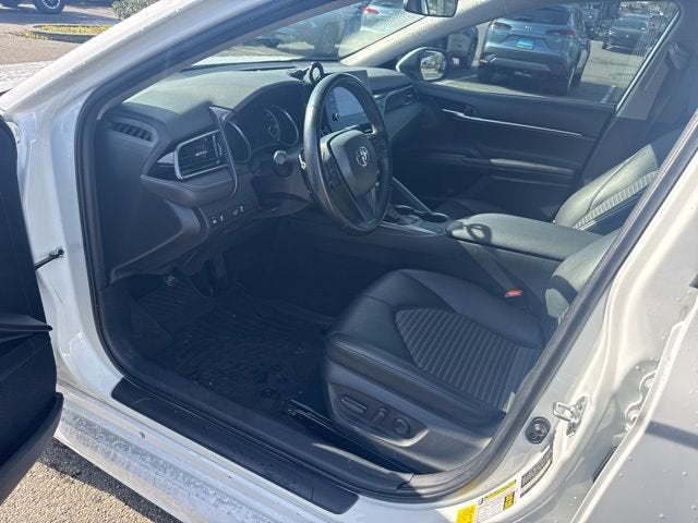 2022 Toyota Camry SE Auto