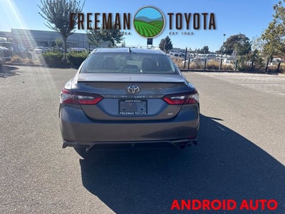 2023 Toyota Camry SE Auto
