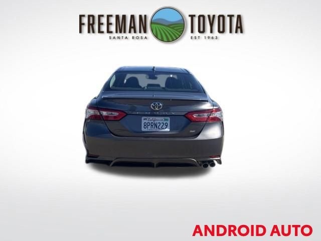 2020 Toyota Camry SE Auto