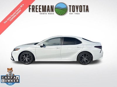 2024 Toyota Camry SE Auto