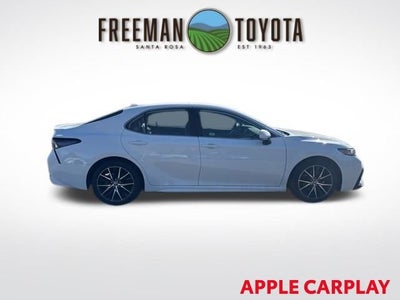 2024 Toyota Camry SE Auto