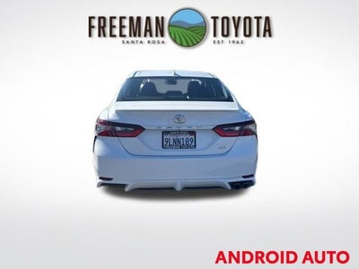2024 Toyota Camry SE Auto