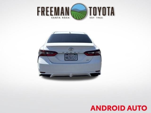 2024 Toyota Camry SE Auto