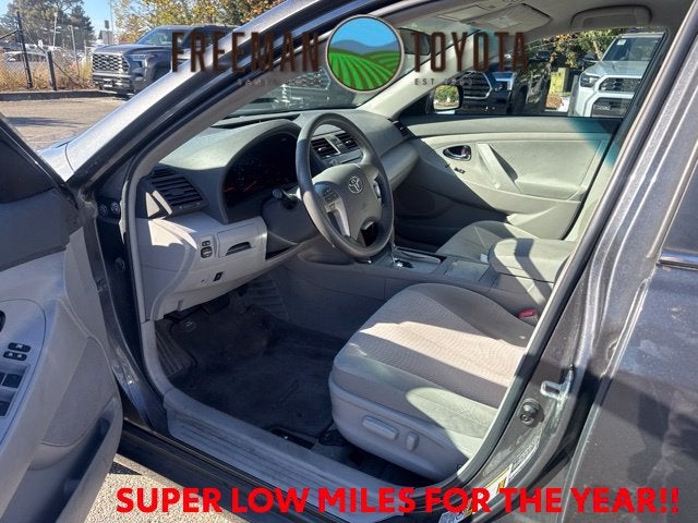 2010 Toyota Camry 4dr Sdn I4 Auto LE