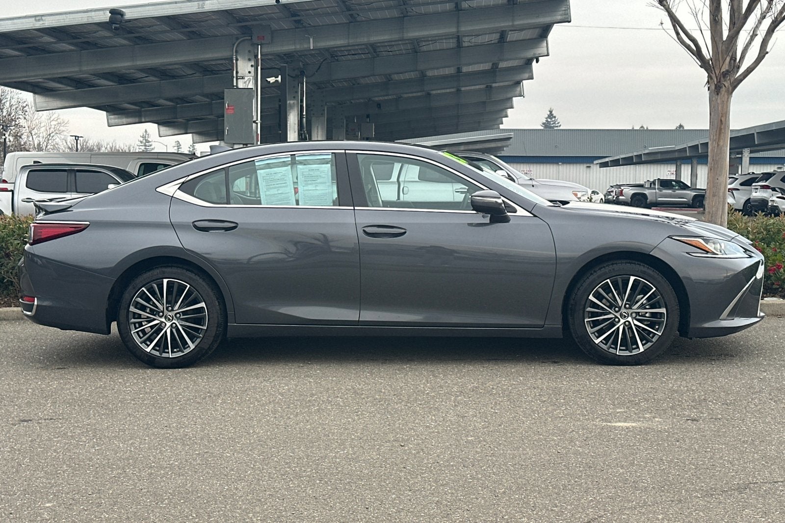 2023 Lexus ES ES 300h FWD