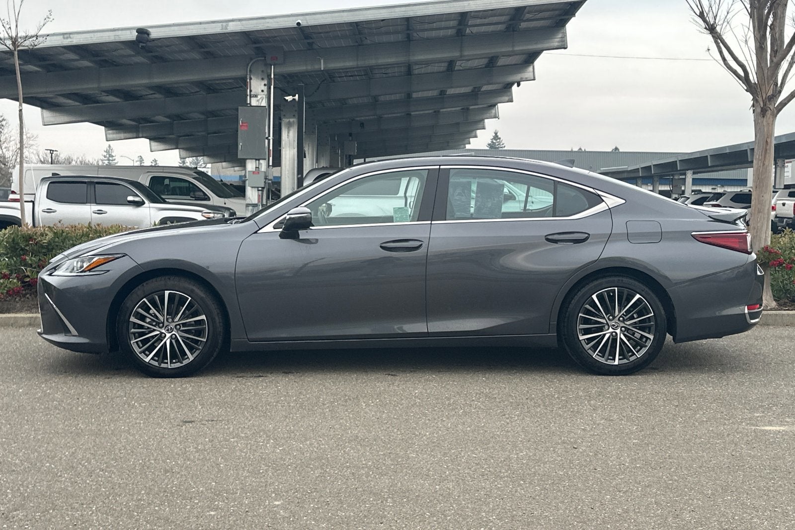 2023 Lexus ES ES 300h FWD