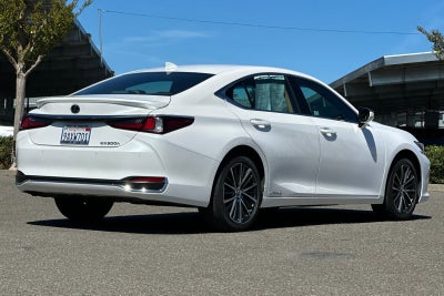 2022 Lexus ES ES 300h FWD