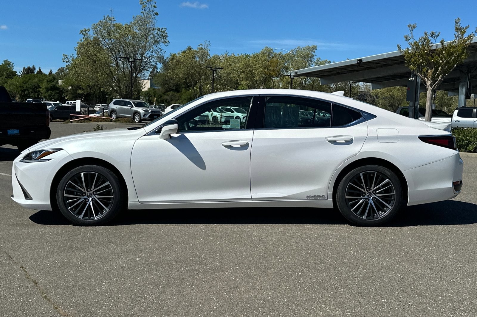 2022 Lexus ES ES 300h FWD