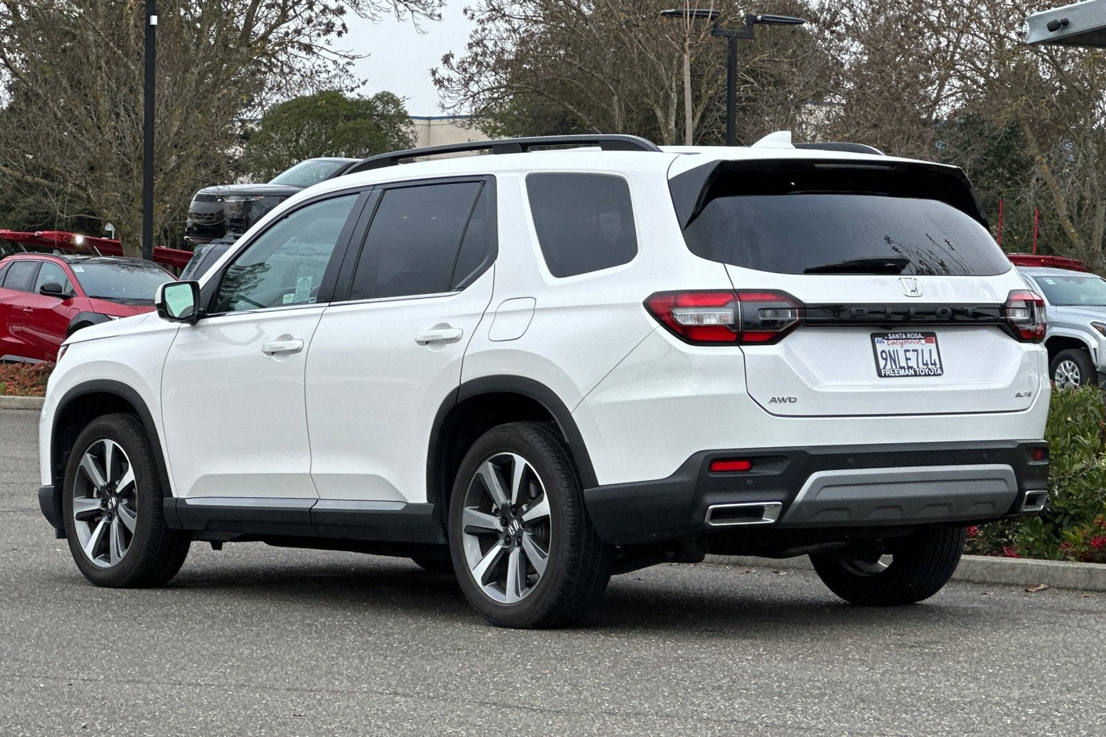 2025 Honda Pilot Elite AWD