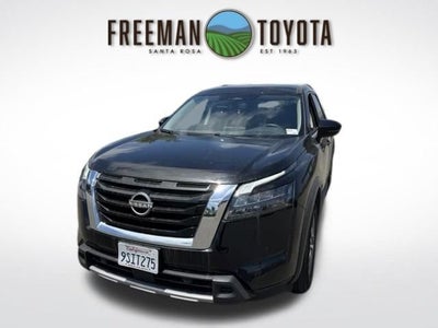2025 Nissan Pathfinder SL 2WD