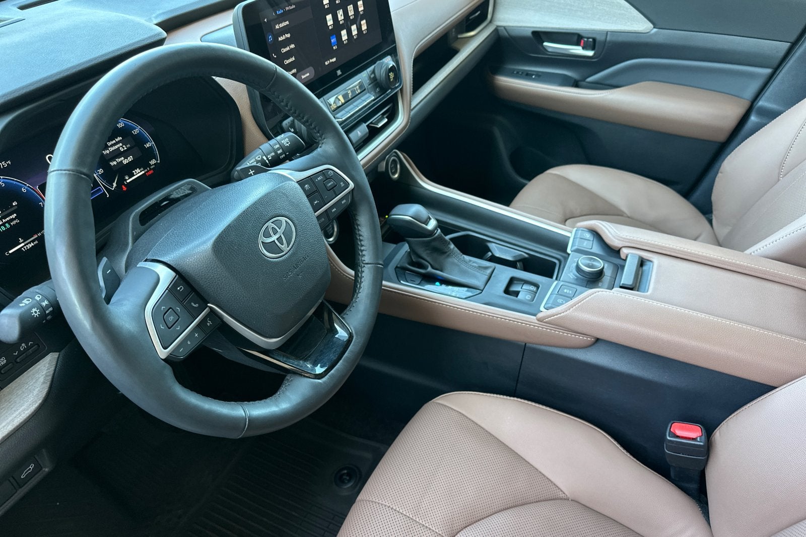 2024 Toyota Grand Highlander XLE AWD