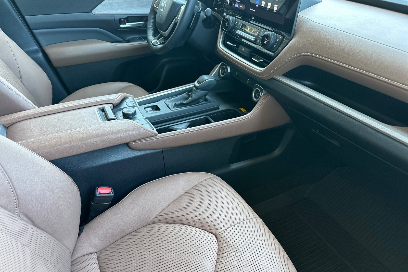 2024 Toyota Grand Highlander XLE AWD