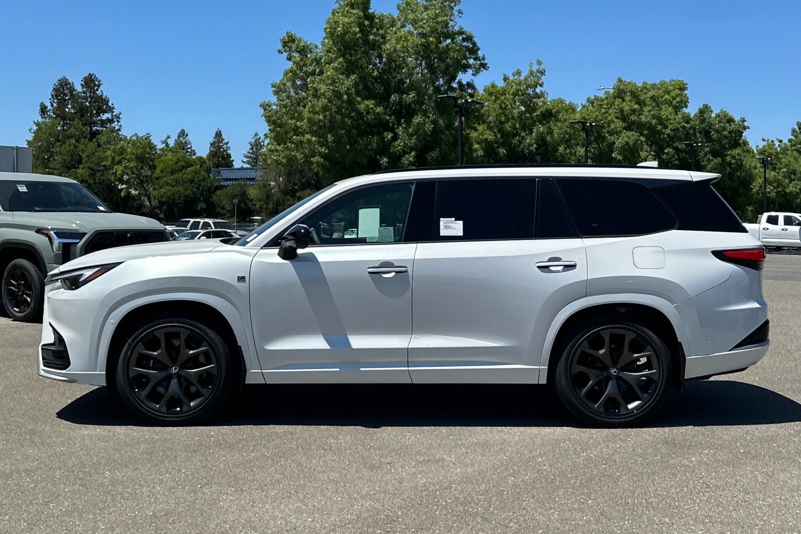 2026 Lexus TX TX 500h F SPORT Performance Premium AWD