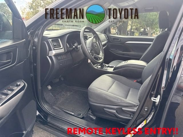 2019 Toyota Highlander LE V6 AWD