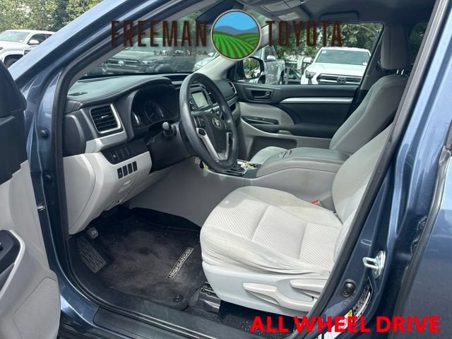 2017 Toyota Highlander LE V6 AWD