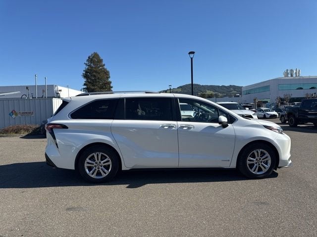 2021 Toyota Sienna Limited AWD 7-Passenger