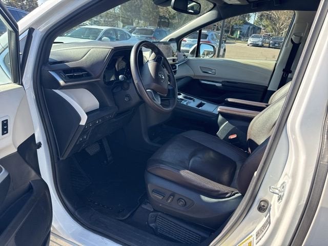 2021 Toyota Sienna Limited AWD 7-Passenger