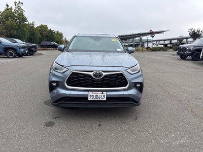 2022 Toyota Highlander XLE AWD