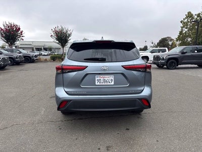 2022 Toyota Highlander XLE AWD