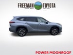 2022 Toyota Highlander XLE AWD
