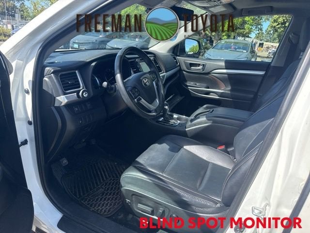 2019 Toyota Highlander Hybrid XLE V6 AWD