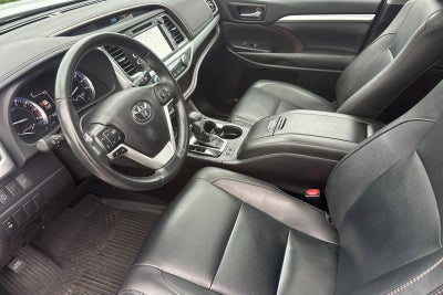 2019 Toyota Highlander SE V6 AWD