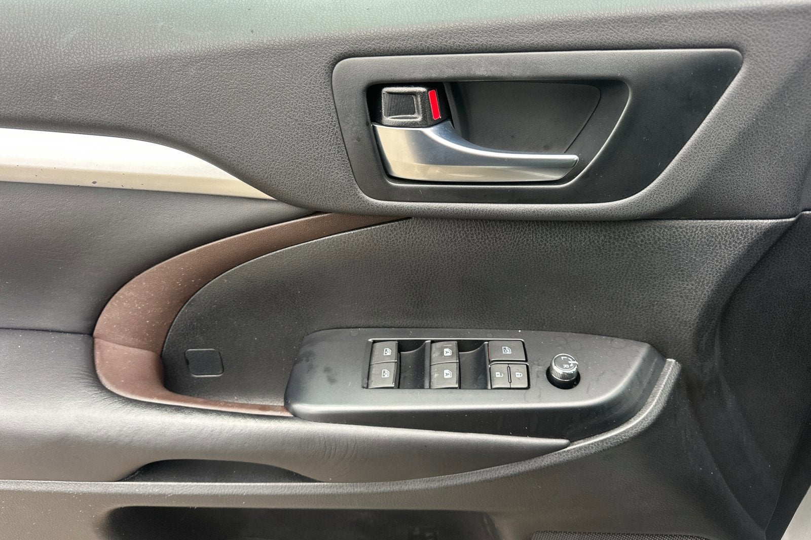 2019 Toyota Highlander SE V6 AWD