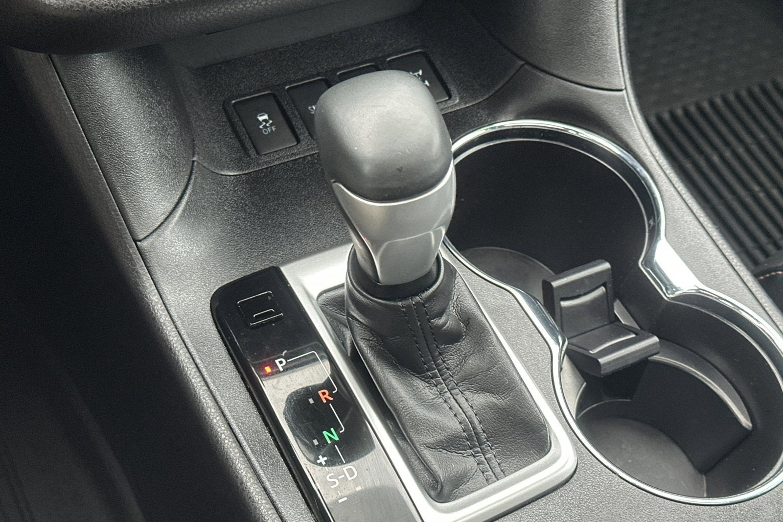 2019 Toyota Highlander SE V6 AWD