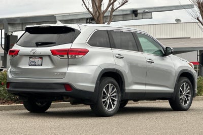 2019 Toyota Highlander SE V6 AWD