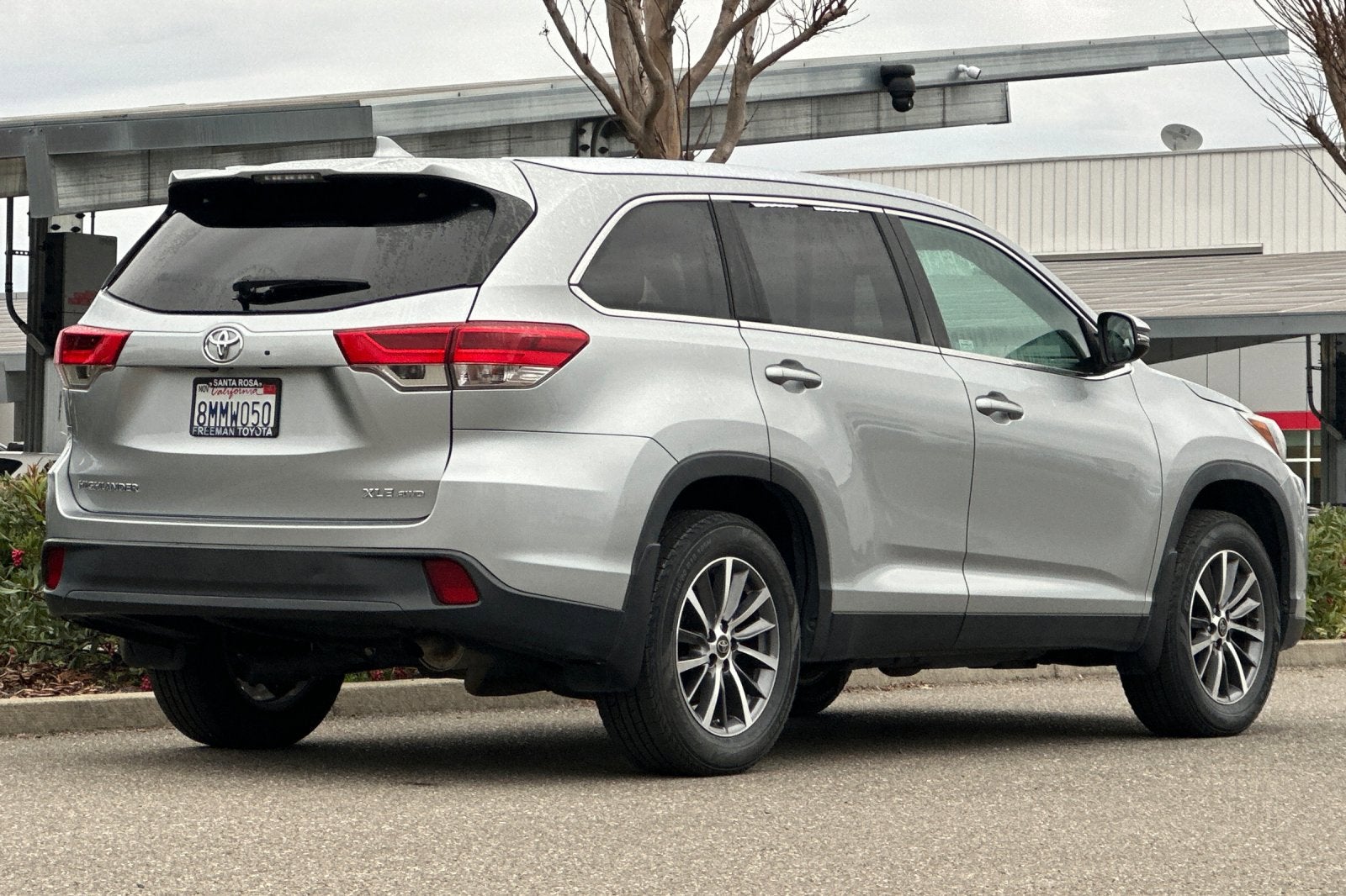 2019 Toyota Highlander SE V6 AWD