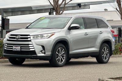 2019 Toyota Highlander SE V6 AWD