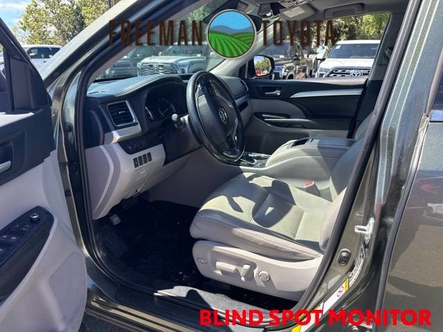 2019 Toyota Highlander XLE V6 AWD