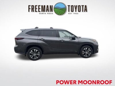 2024 Toyota Highlander Base