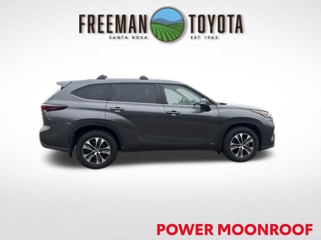 2024 Toyota Highlander Base
